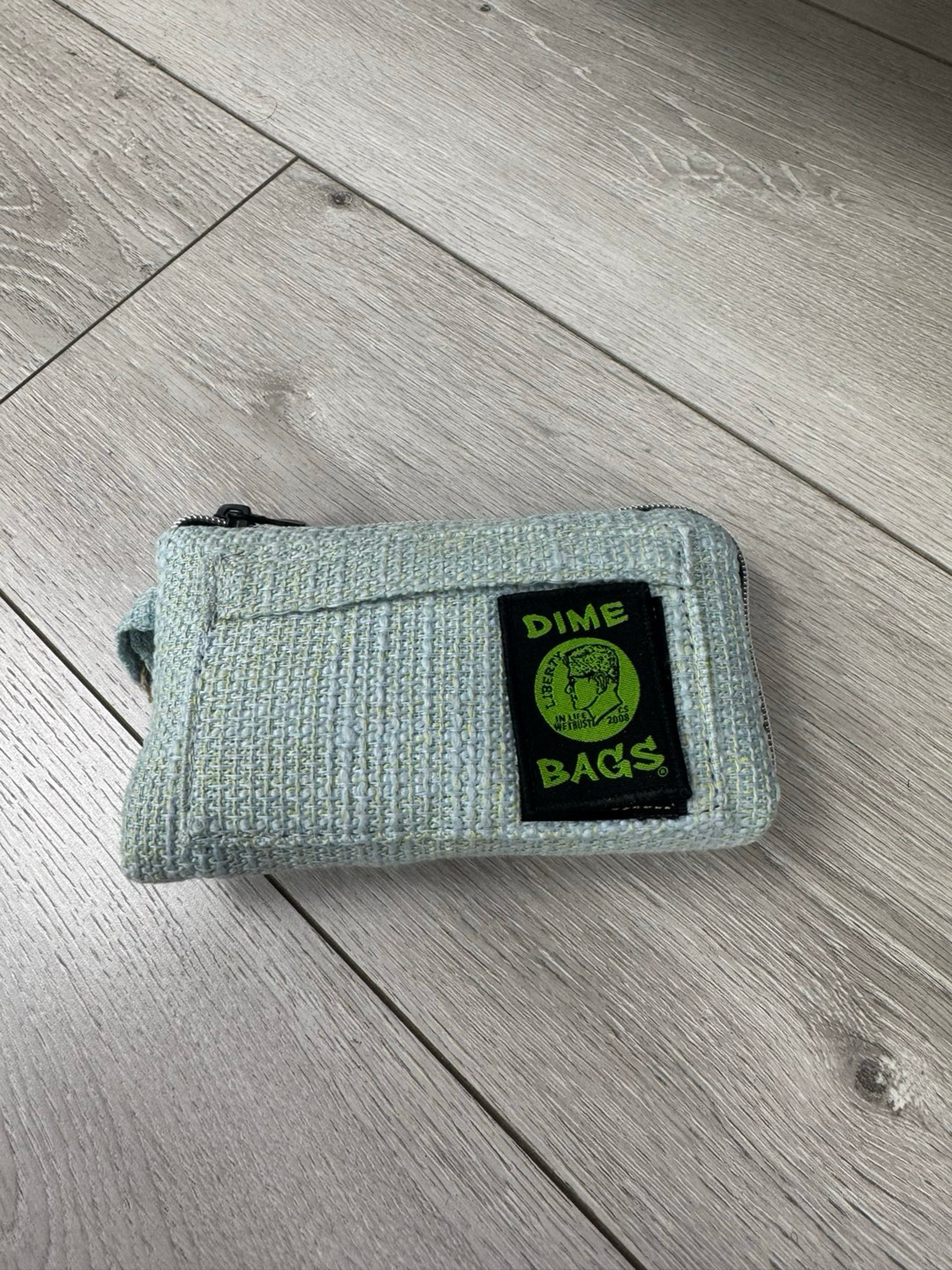 Preview pic of Dime bag all in one padded pouch 7” blue