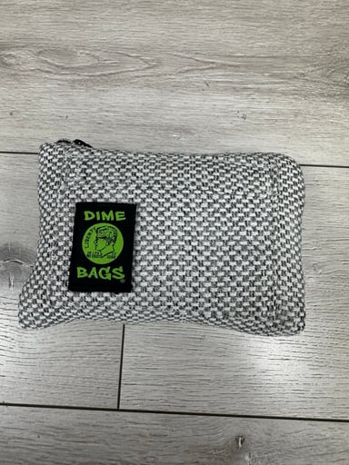 Preview pic of Dime bag padded pouch 8” silver