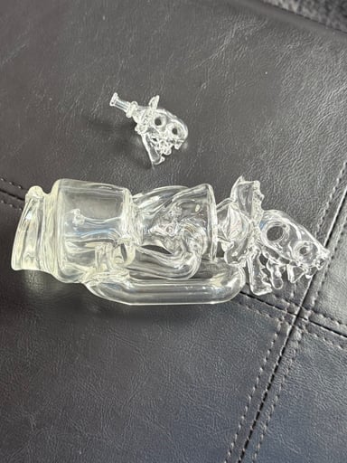 Preview pic of Enuff Glass Dilophosaurus Puffco top and Dilophosaurus cap