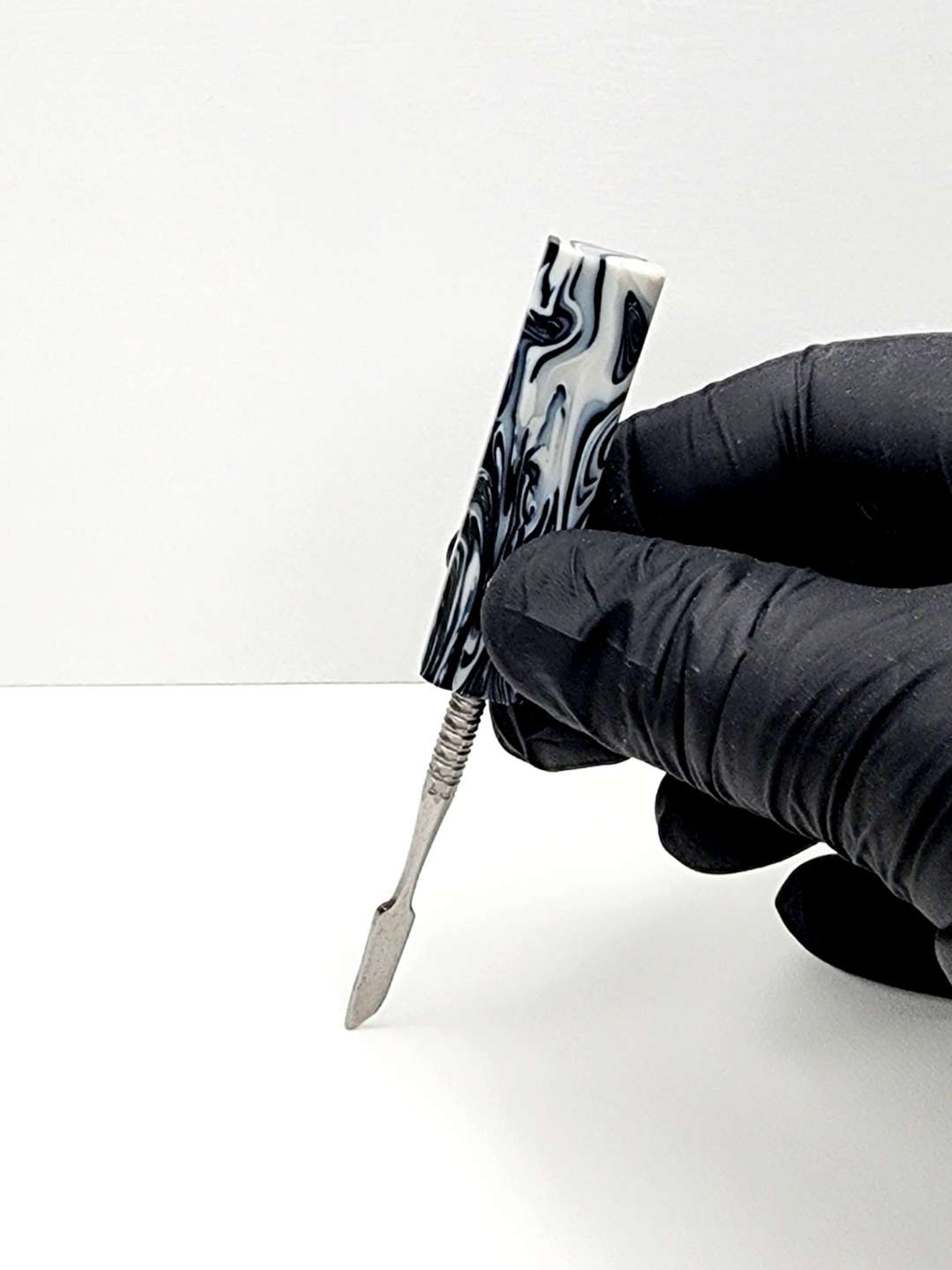 Black Ice Knife - Dabber image 0