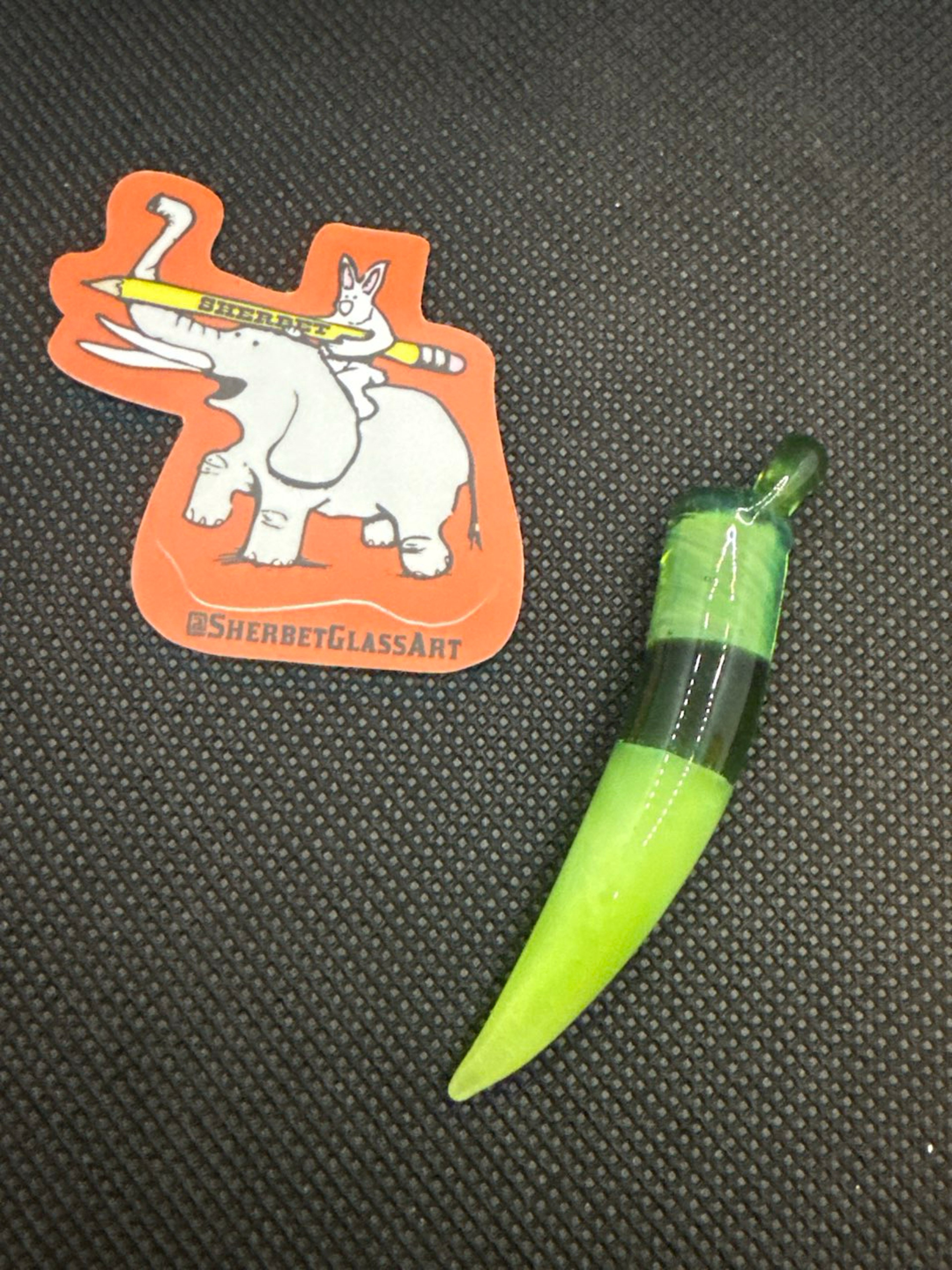 Preview pic of Slyme horn pendant