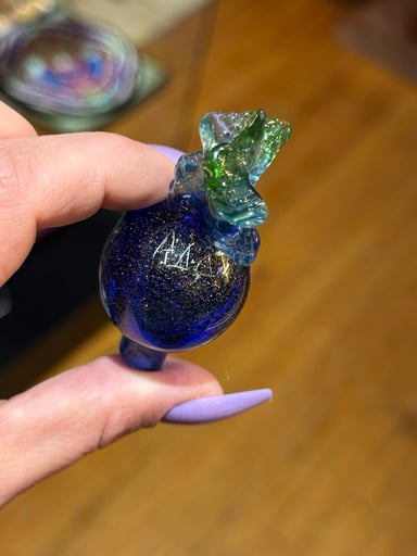 Preview pic of Root Glass Coral Topped Dichro Cap