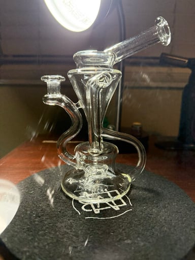 Preview pic of 10mm Clear Hardcore Toke Klein