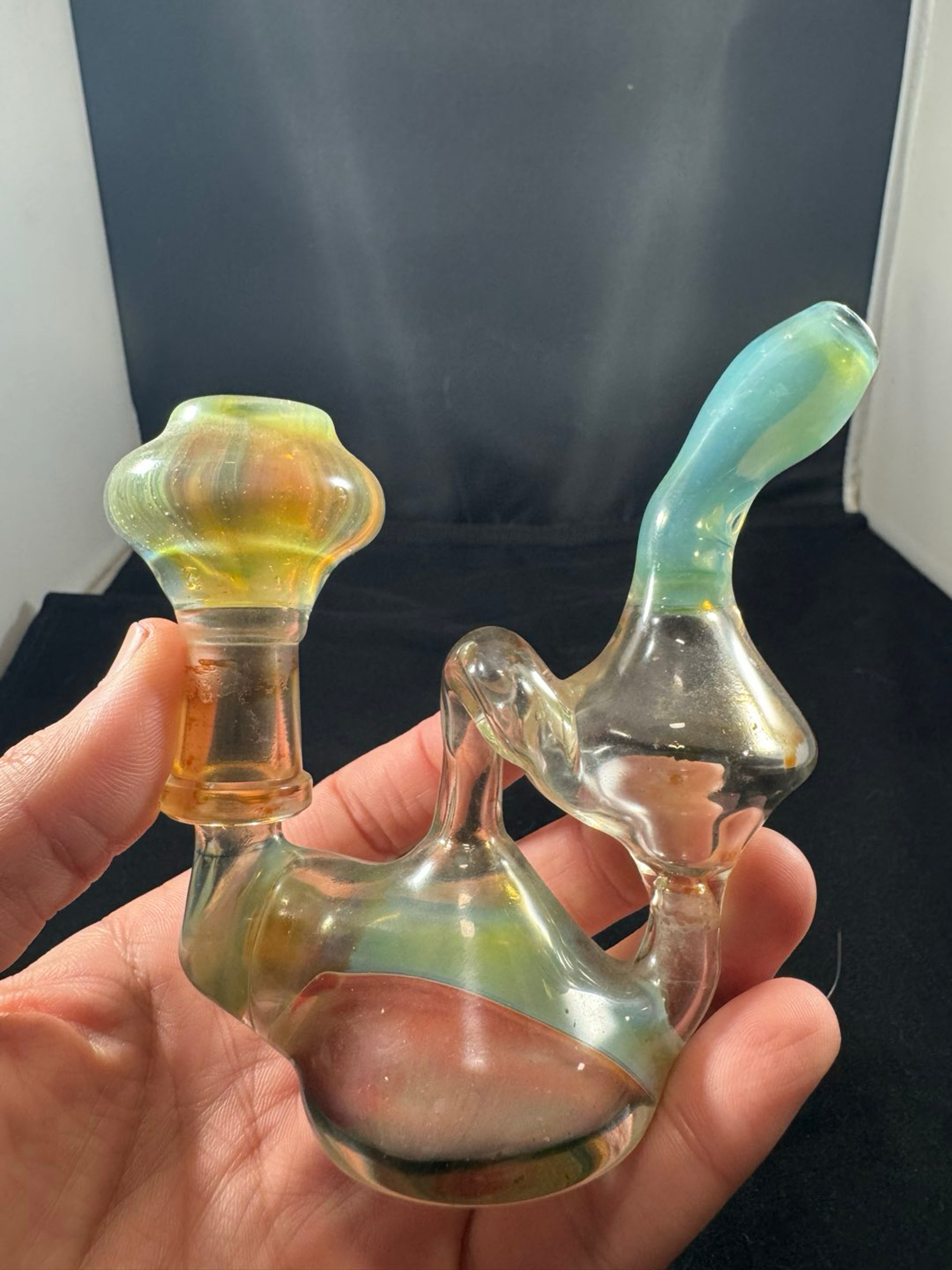 Preview pic of Sandsmith glass