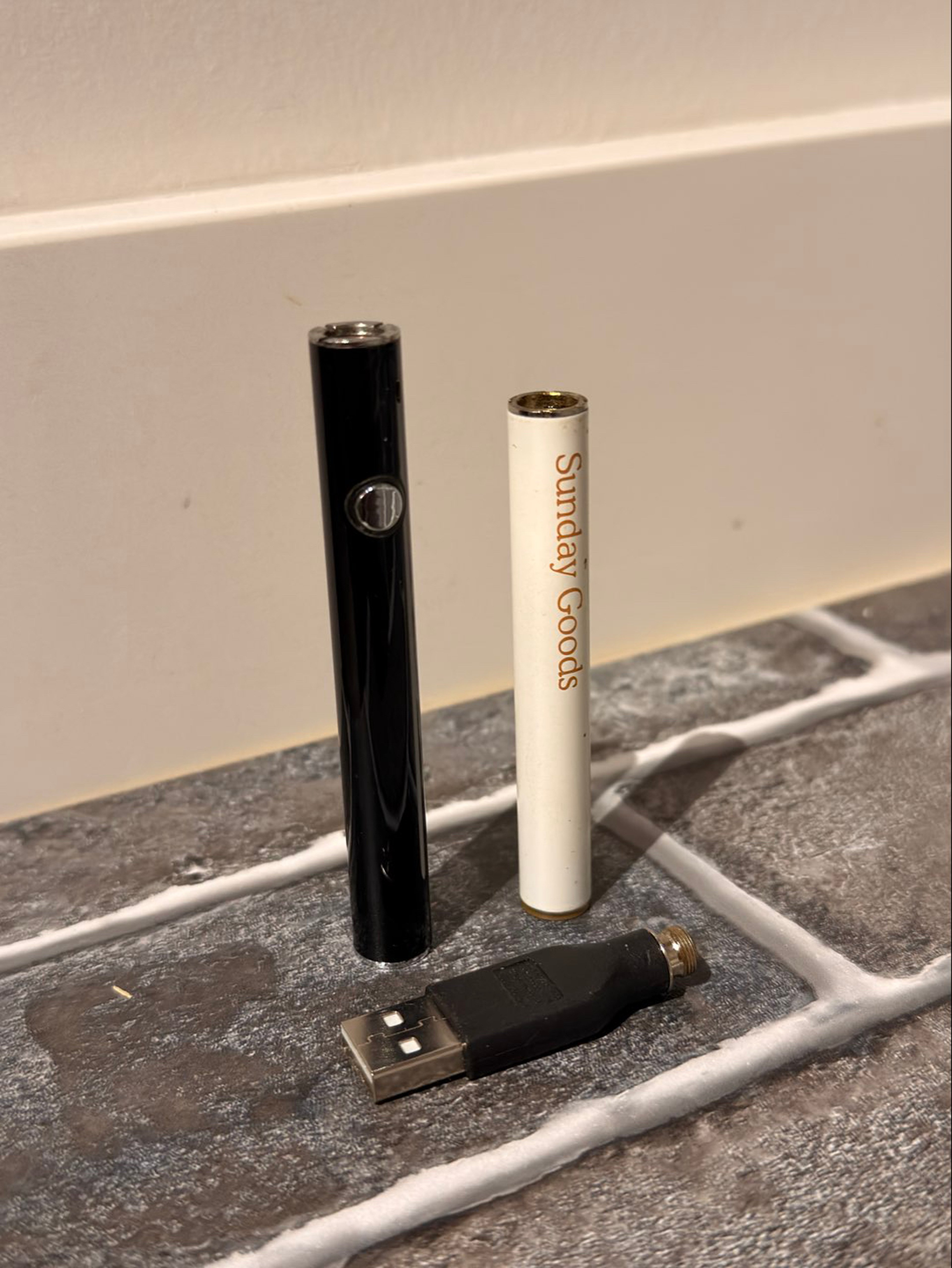 Preview pic of Wax Pen Batteries