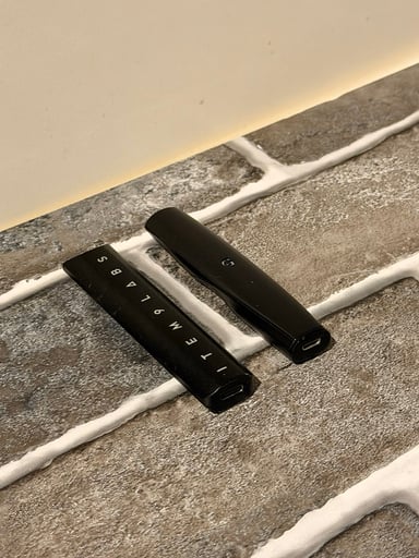 Preview pic of Item Labs + G Battery + Vape Battery Mini Bag