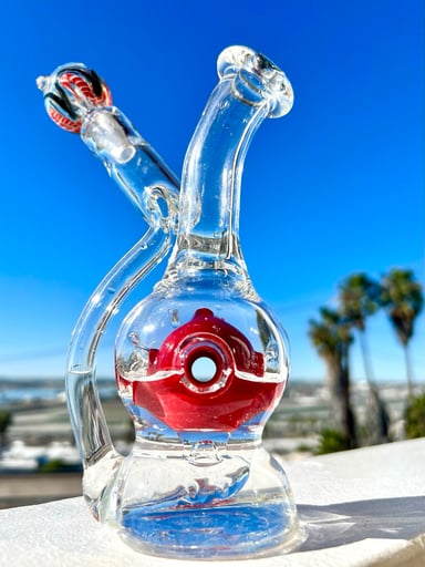 Preview pic of Red Pillar ▶️ Clear Fun