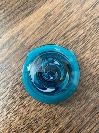 Preview pic of Blue hollow pendant
