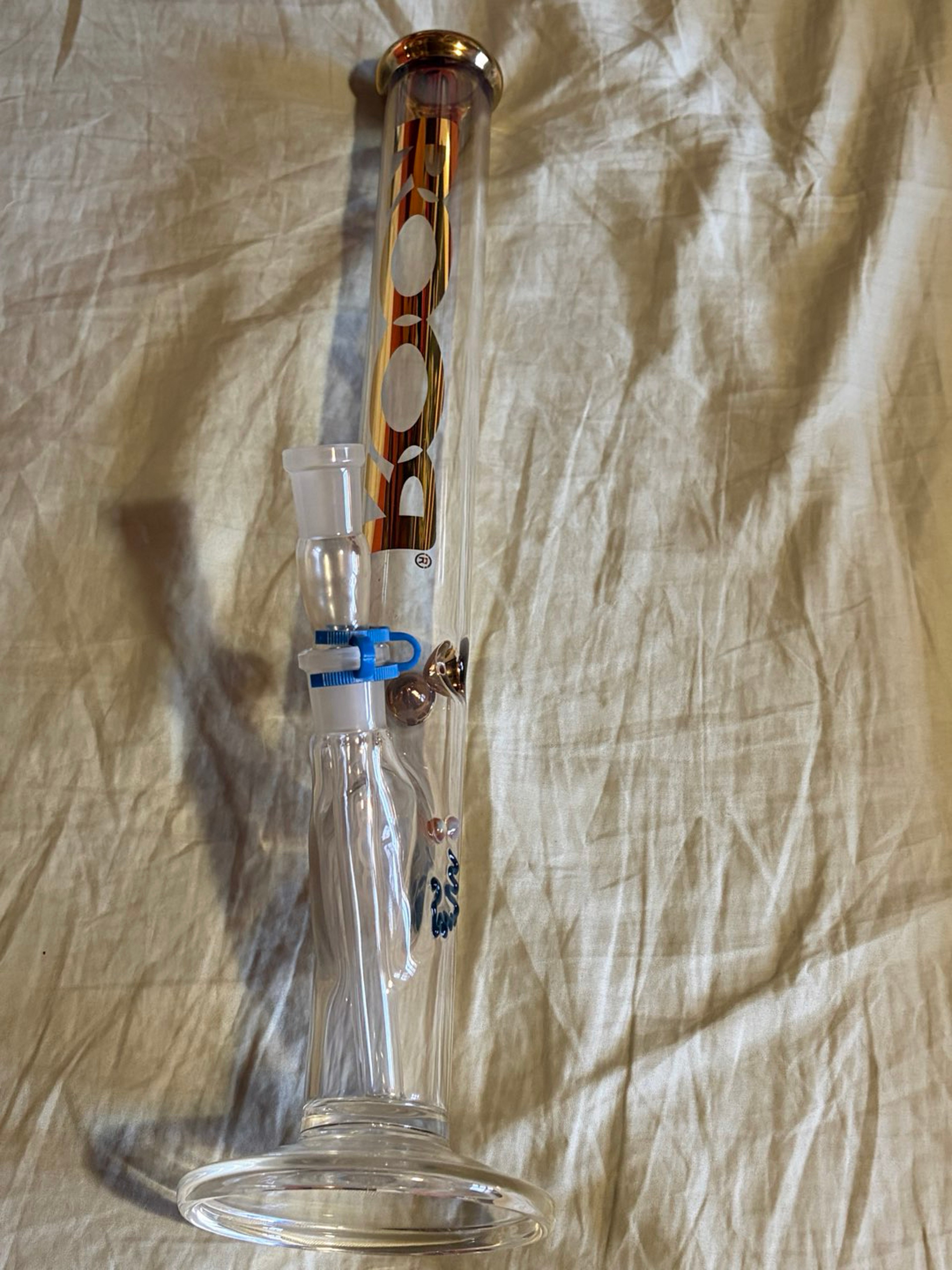 RooR Gold Label Millenium 18” Straight Gold Lip & Pinches image 0