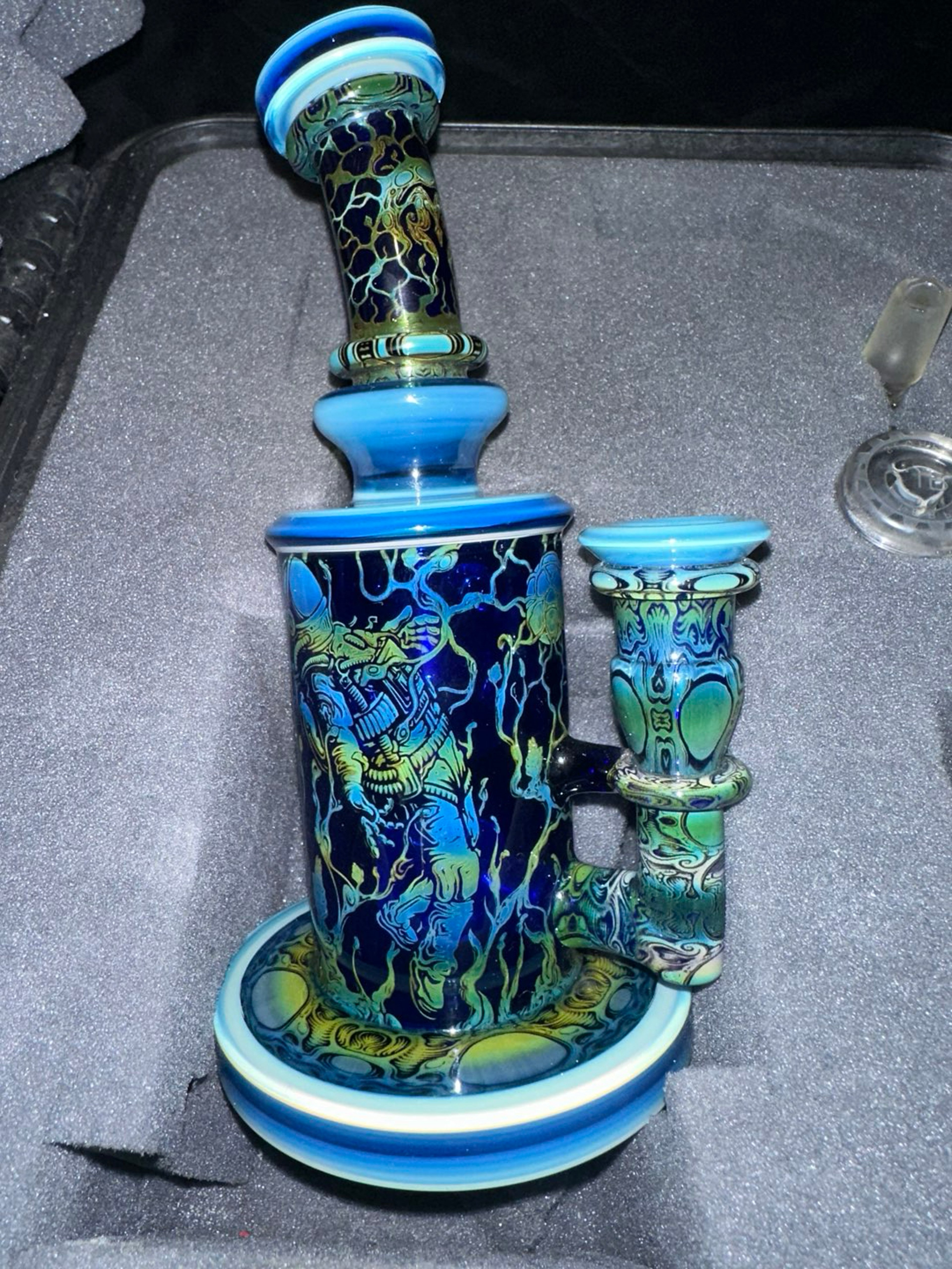 Mothership captive series image 0