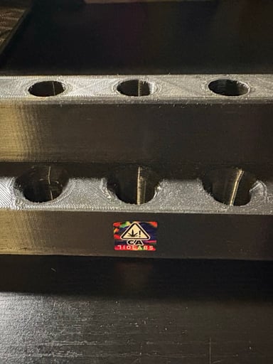 Preview pic of Stand