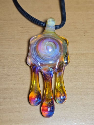 Preview pic of Kberg Fume Pendant
