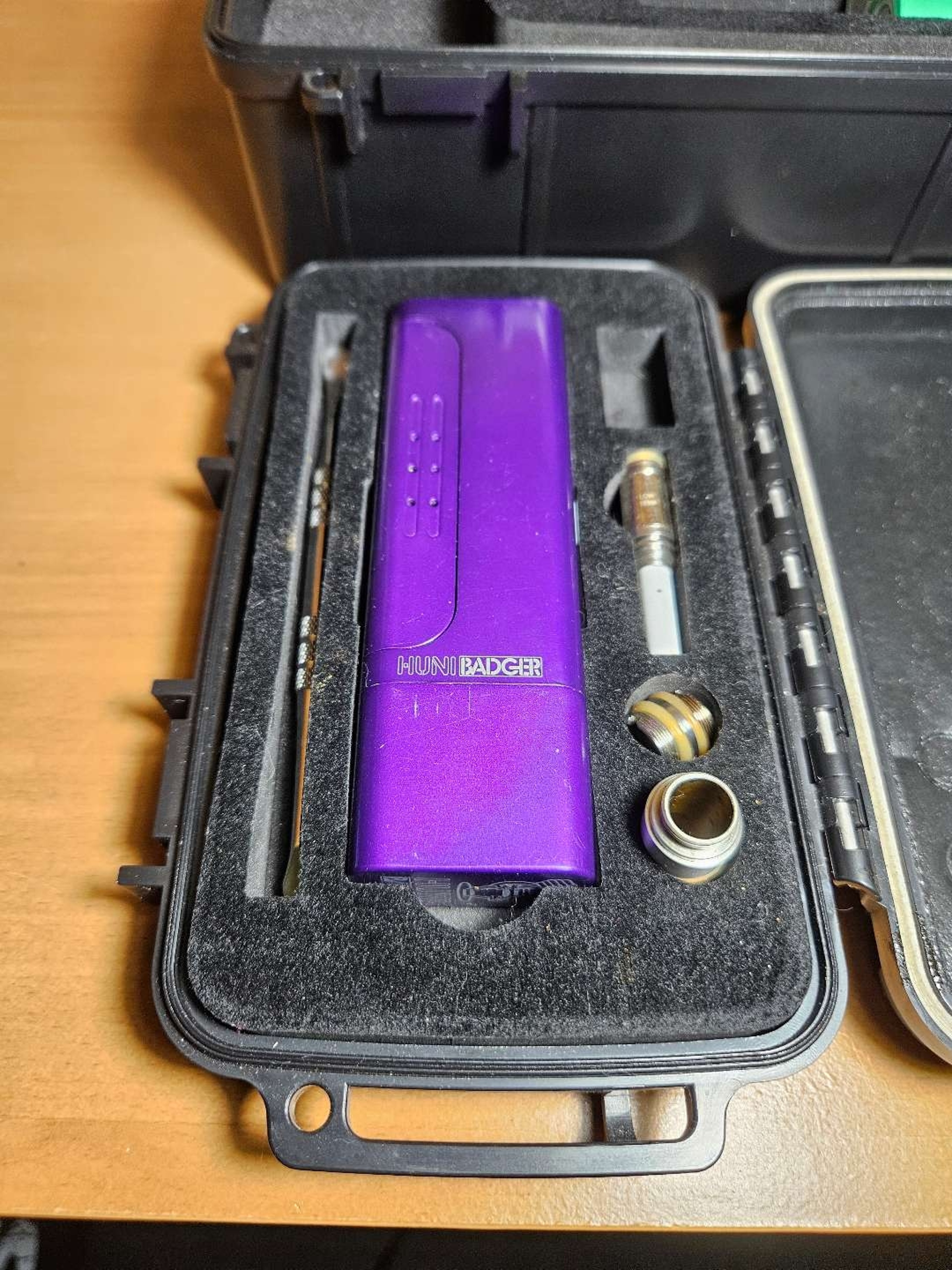 Preview pic of Huni Badger Electronic Nector Collector