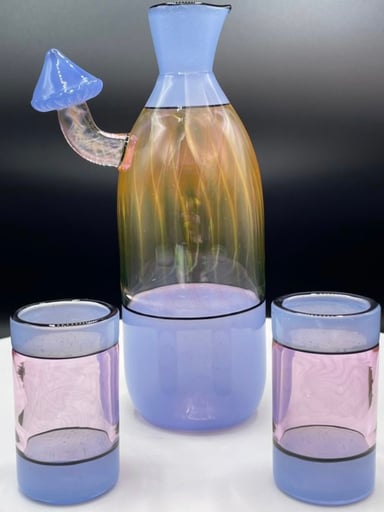 Preview pic of Tugs x Stayl Sake Set