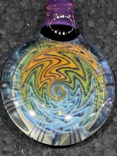 Preview pic of Hefe Fume Reversal Pendant