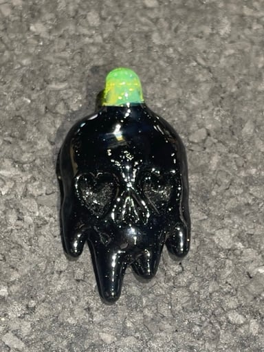 Preview pic of Skull with Heart Eyes