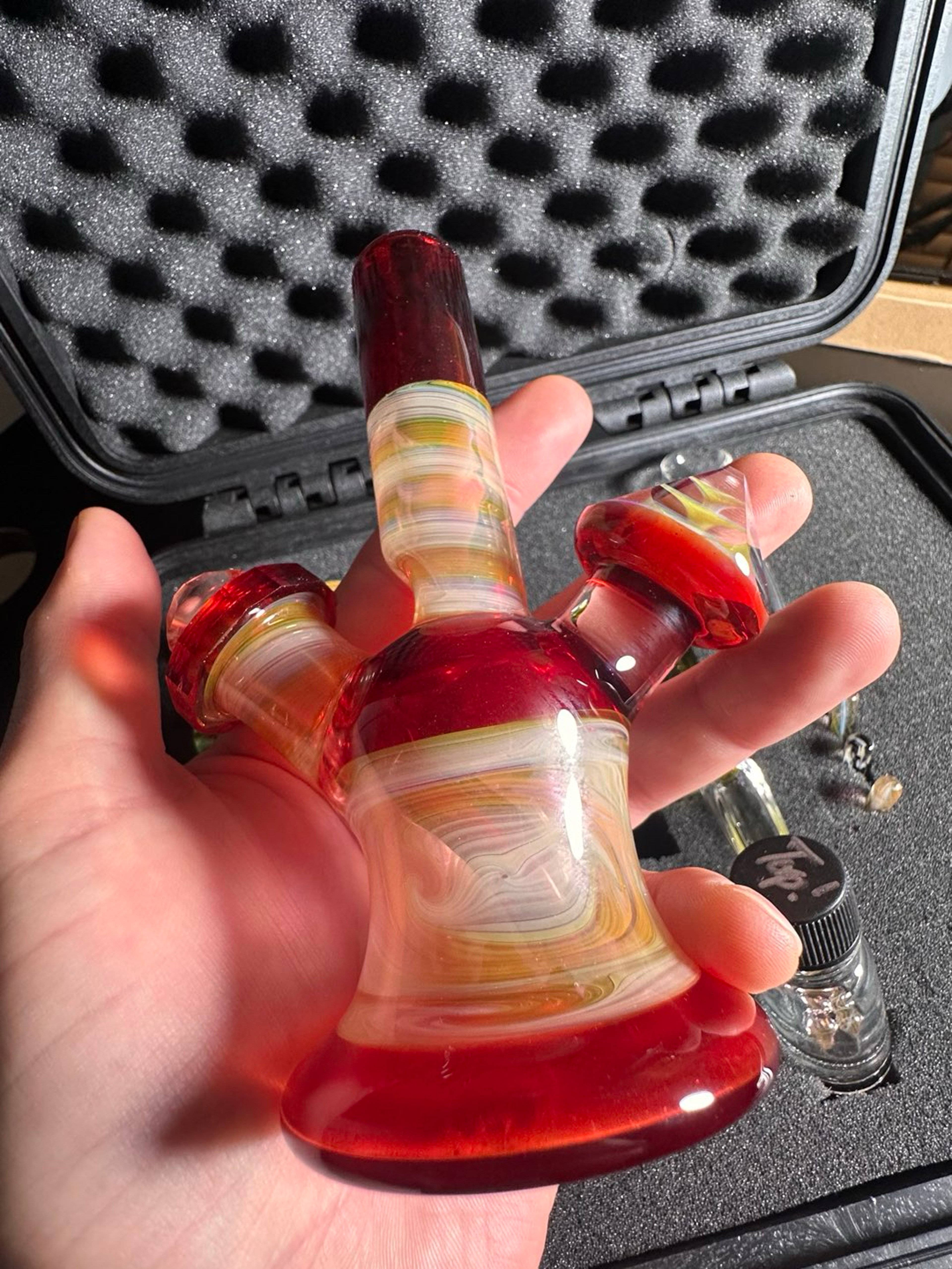 Gato Glass - Red & Fume image 0