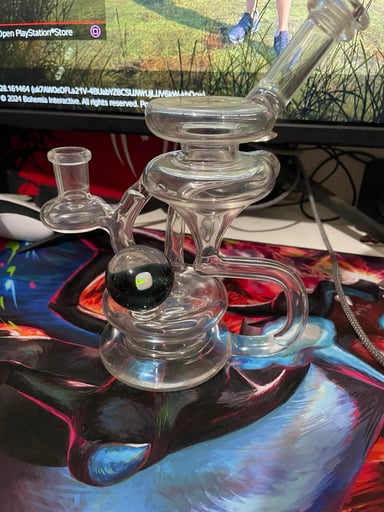 Preview pic of Gurns glass