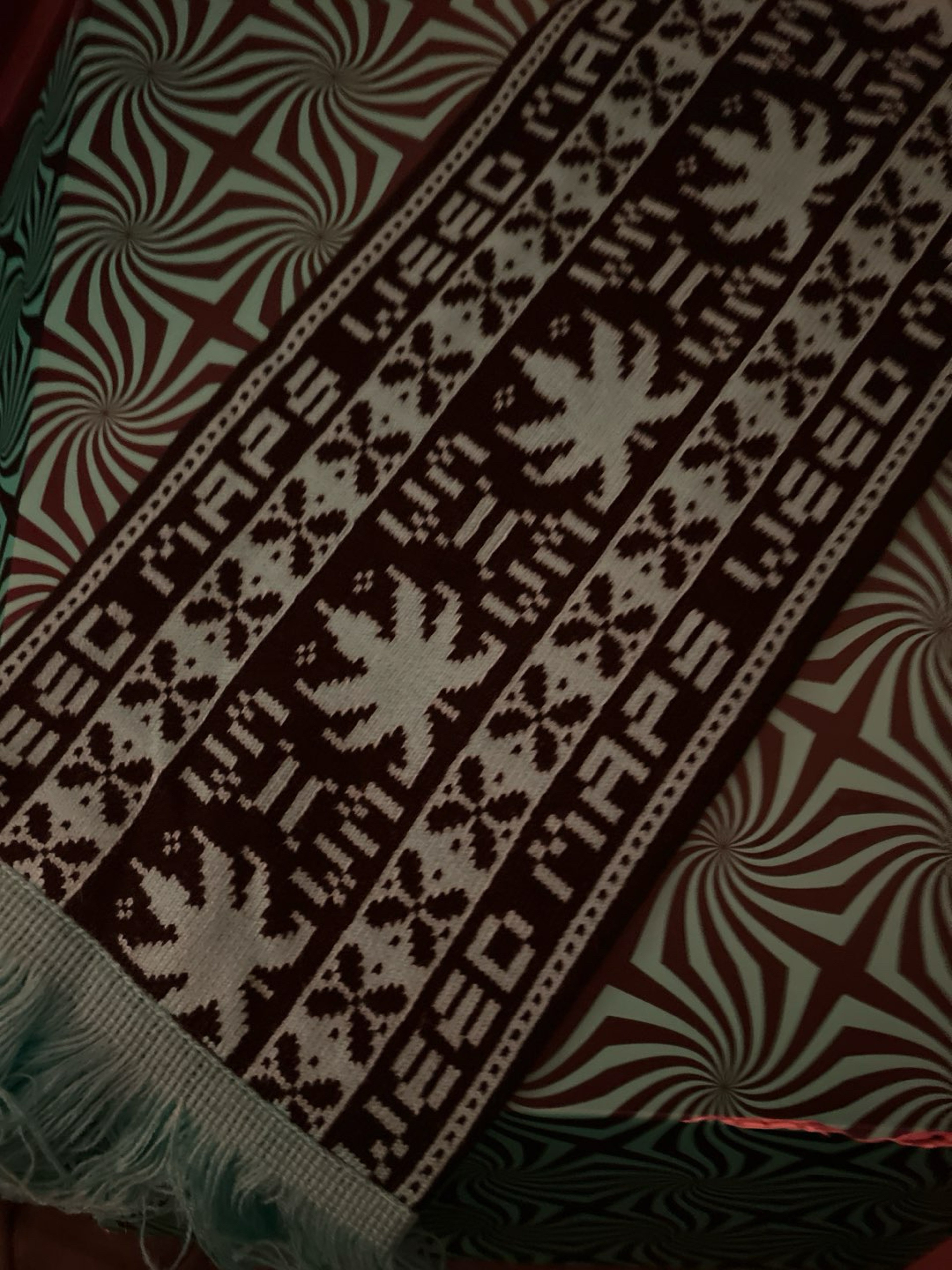 Preview pic of Scarf