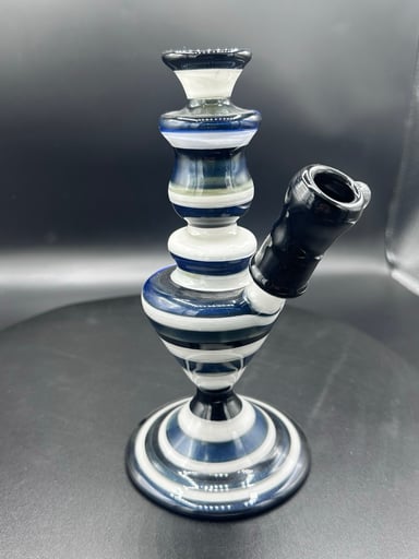 Preview pic of Empty 1 Vase