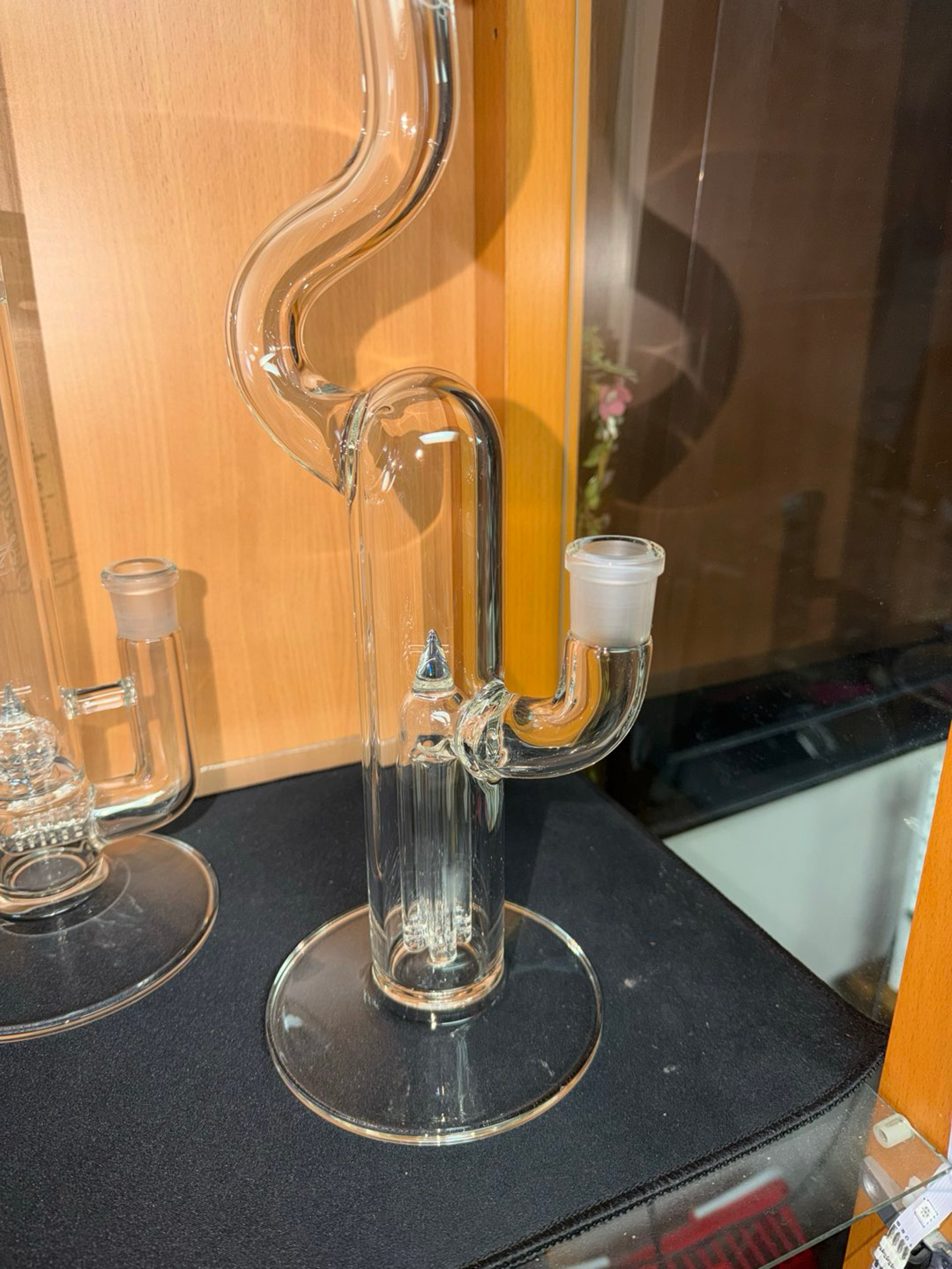 F4 Natty Neck Sov image 0