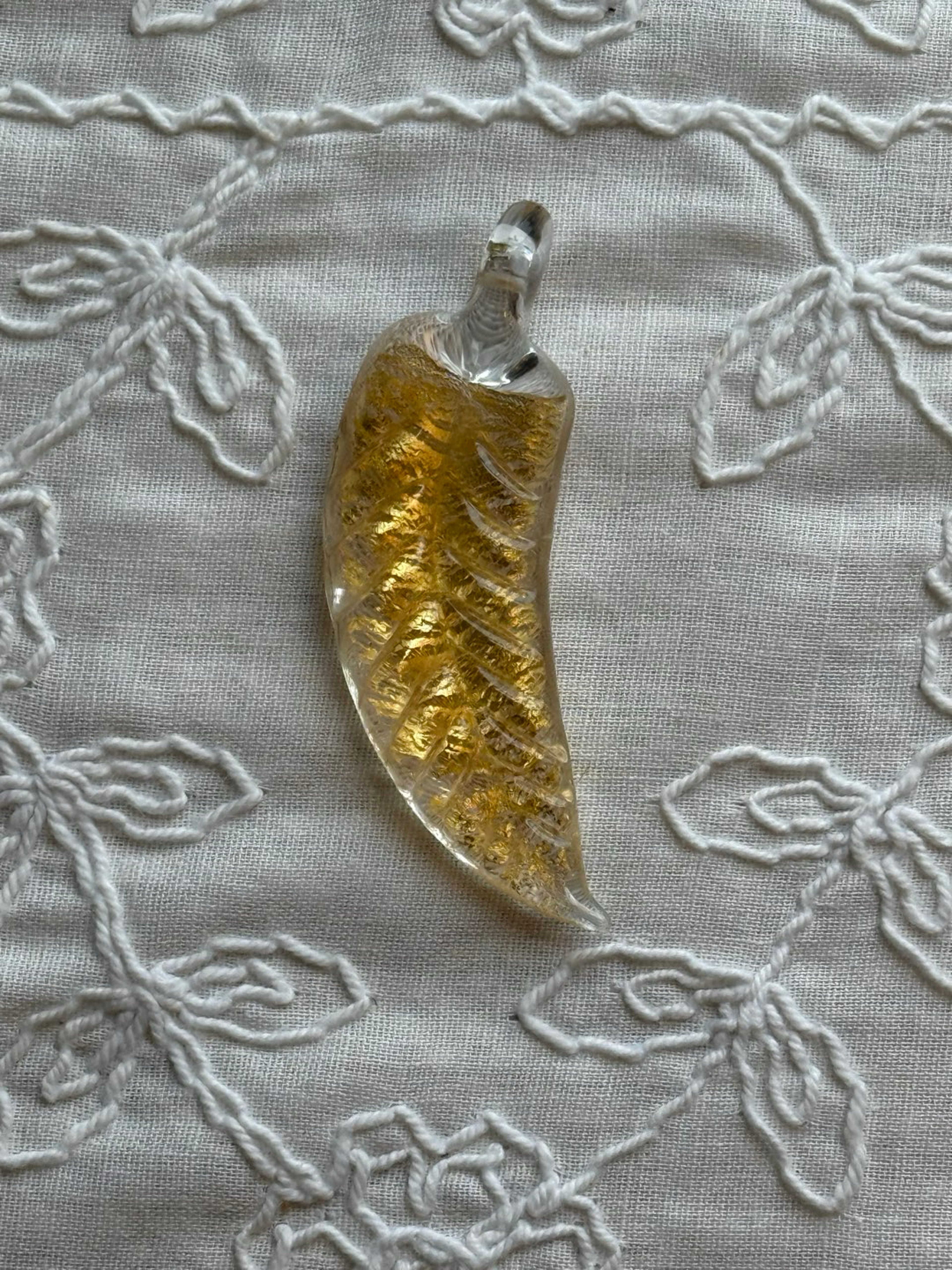 Melitz 24k Leaf Pendant image 0