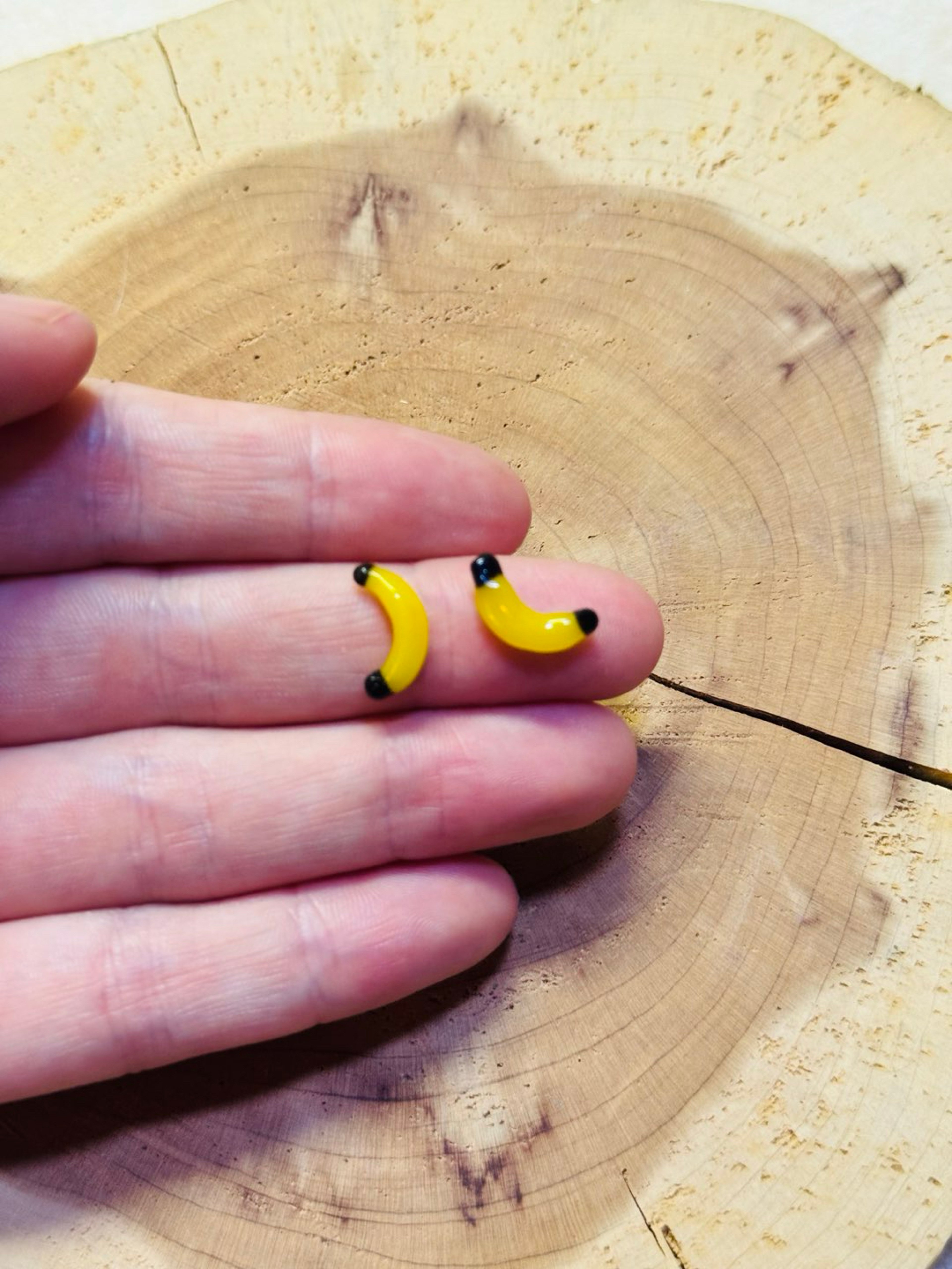 Banana terp pearl set of 2 image 0