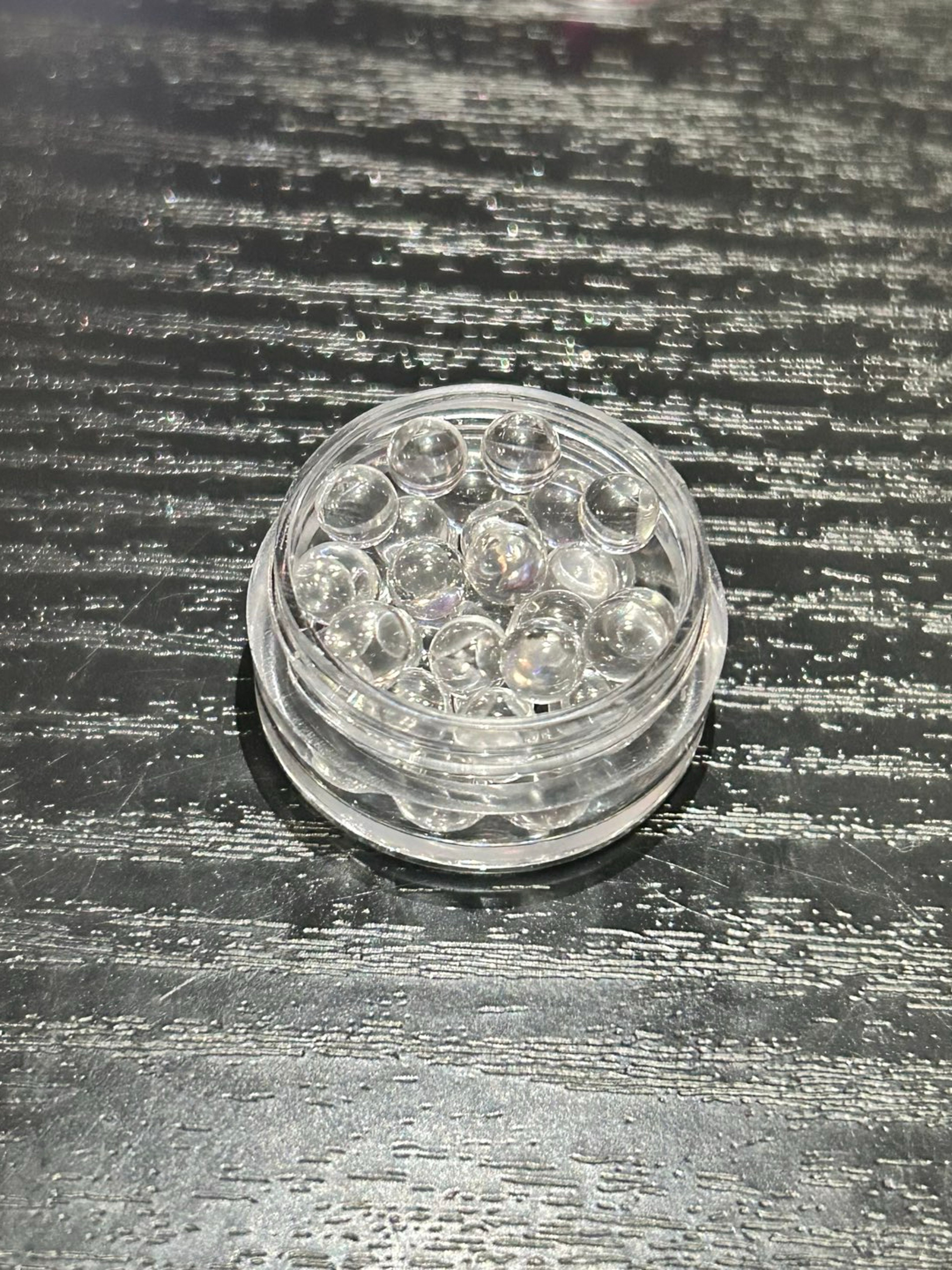 Preview pic of 4pk Ruby Red and Crytal Clear Terp Pearls