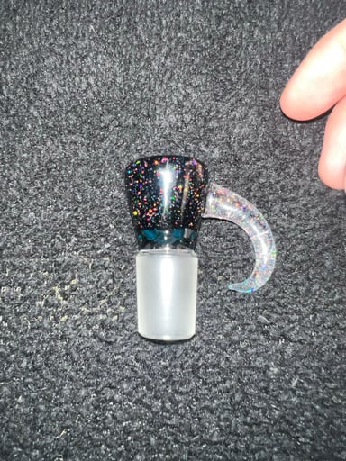 Preview pic of Empty1 glass 18mm 4 hole slide