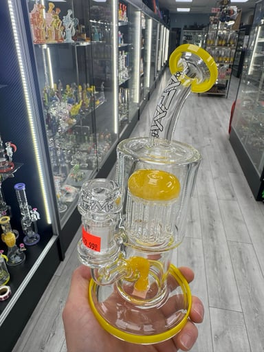Preview pic of Alien flower monkey double perc rig yellowing