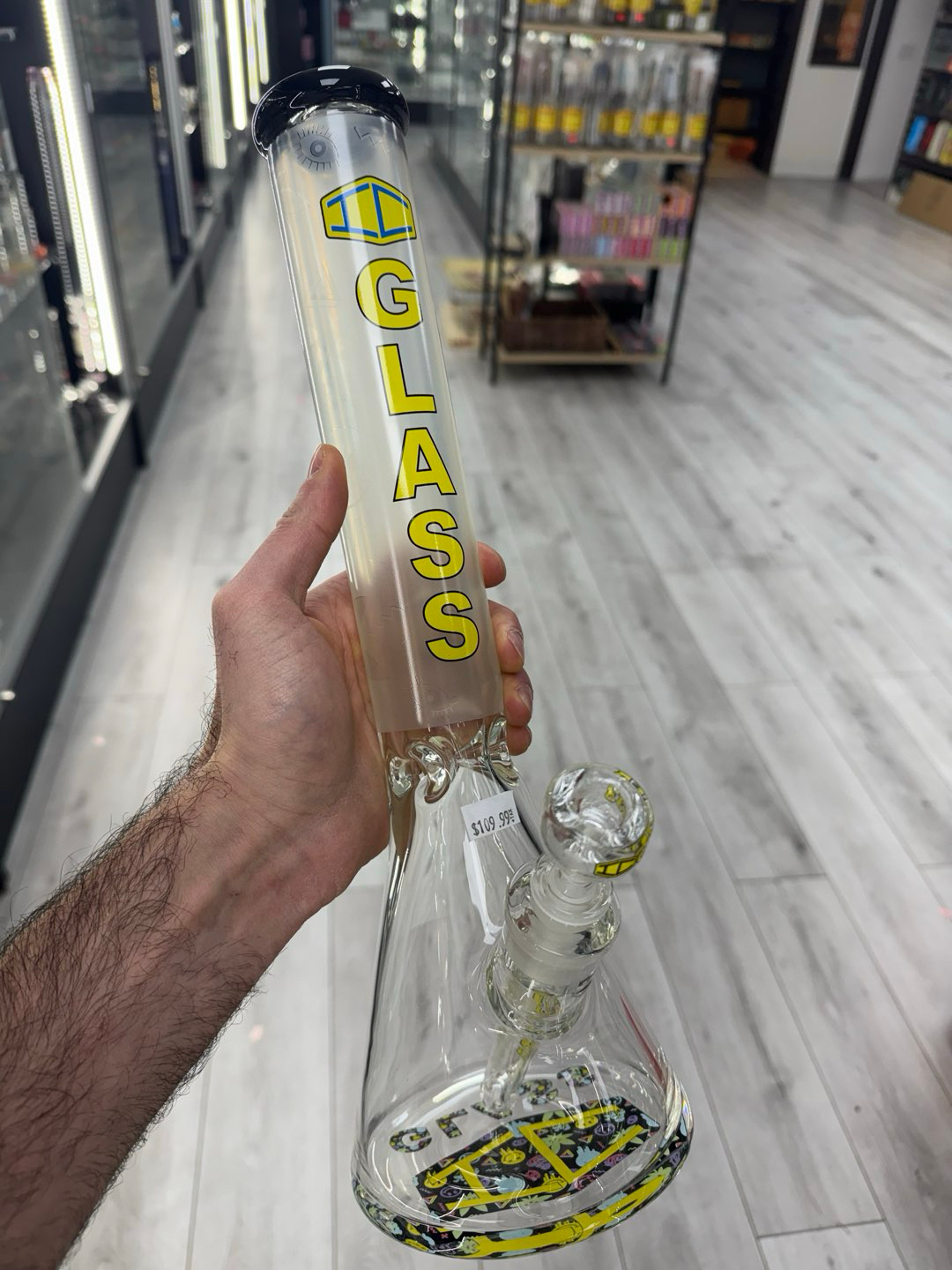Preview pic of Ic glass color changing 16” beaker yellow black