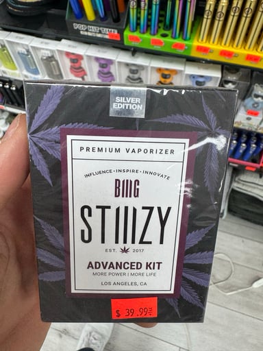 Preview pic of Stiiizy advanced battery silver