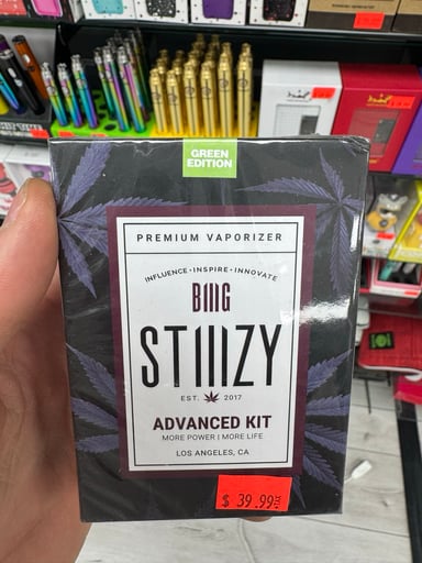 Preview pic of Stiiizy advanced battery green