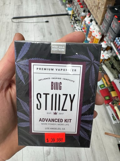 Preview pic of Stiiizy advanced battery rose gold