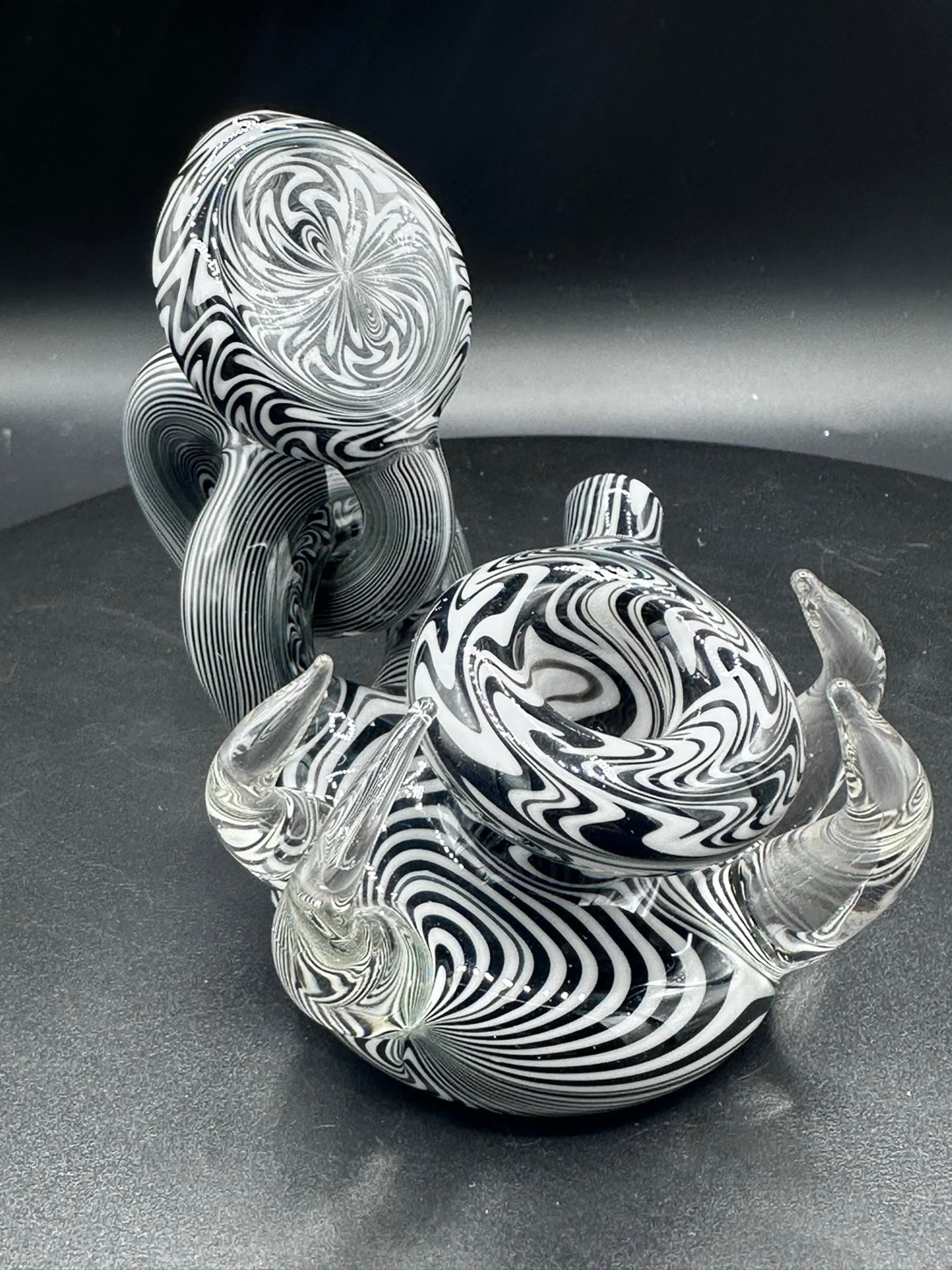 Preview pic of BW Wig Wag Squatlock