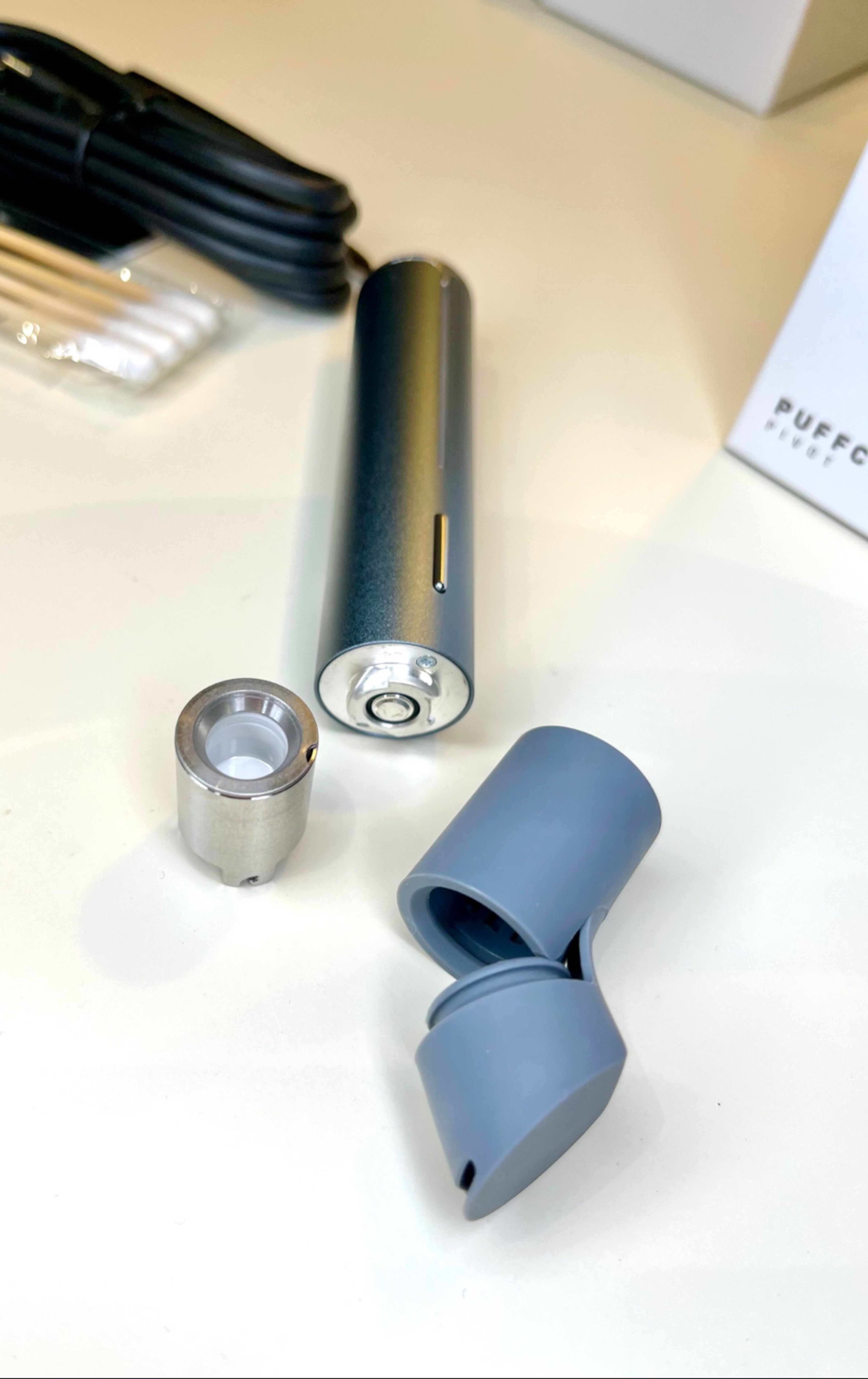 Preview pic of Puffco Pivot