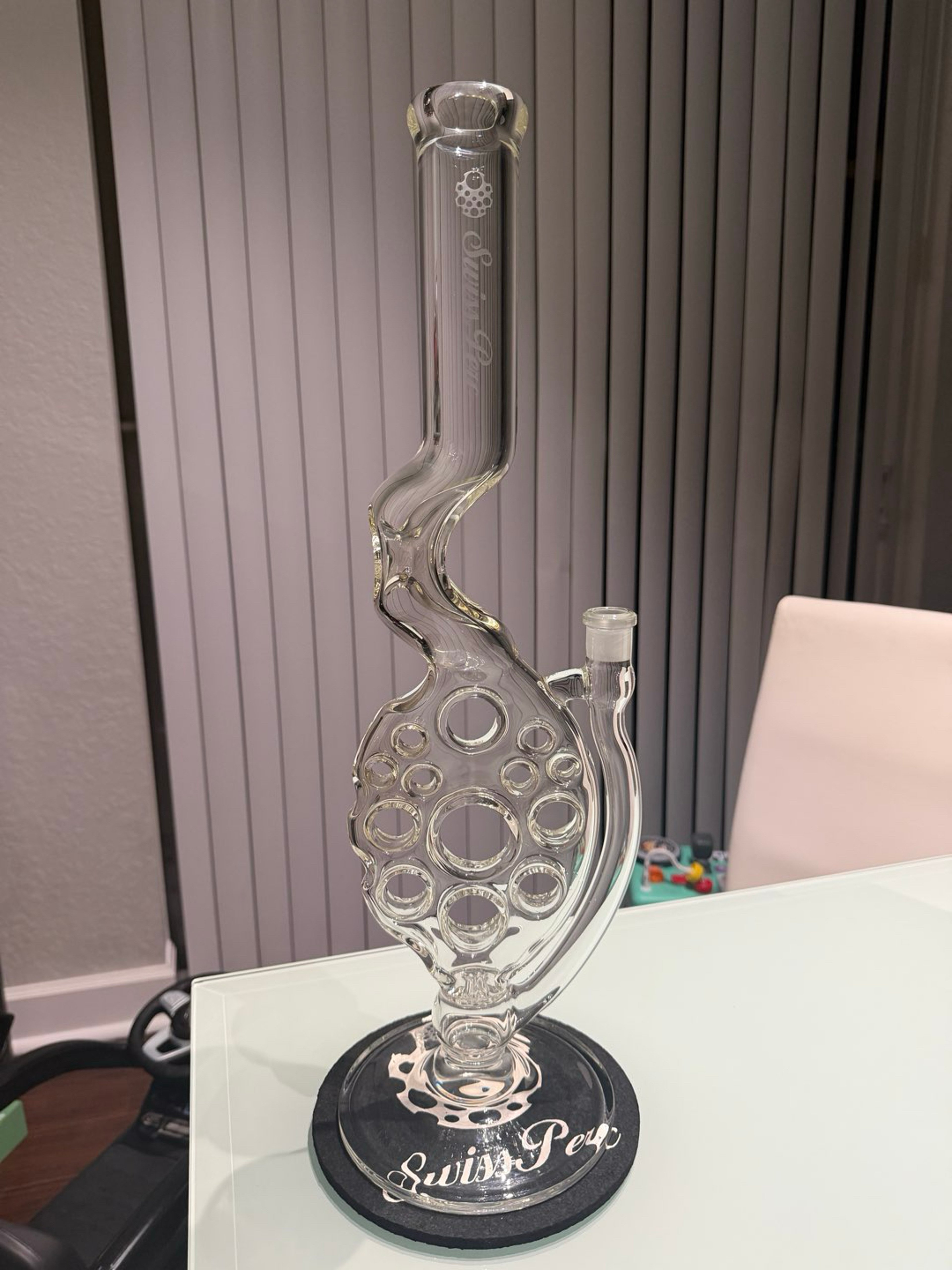 Preview pic of Swiss Perc Uber XXL Sidefeeder