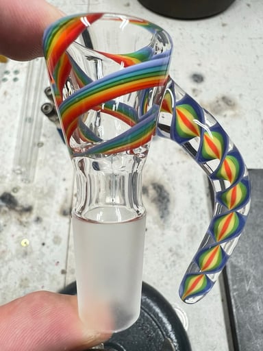 Preview pic of 🌈 18/4 slide