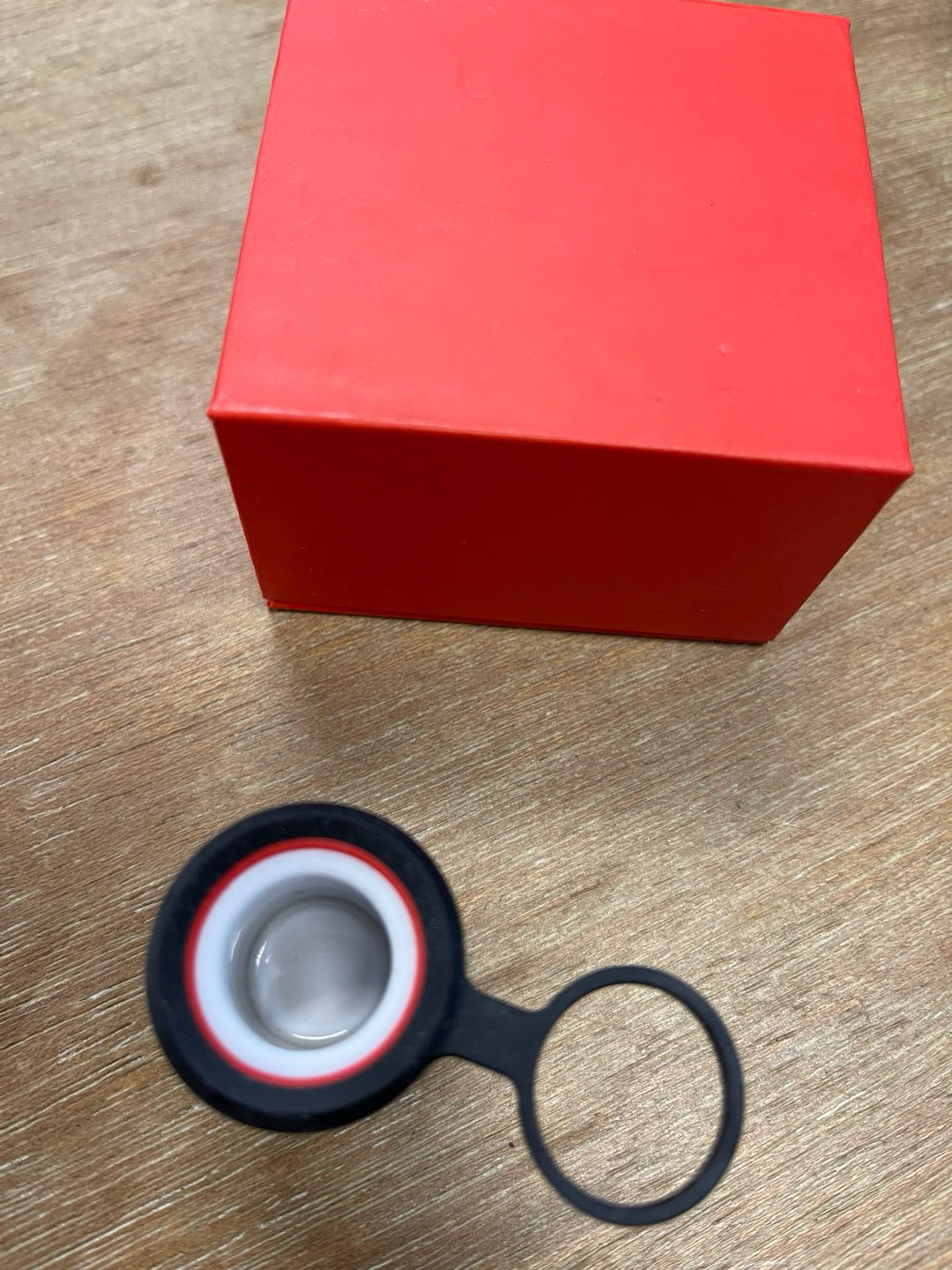 Preview pic of Puffco Peak Pro 3D Chamber (new in red box)