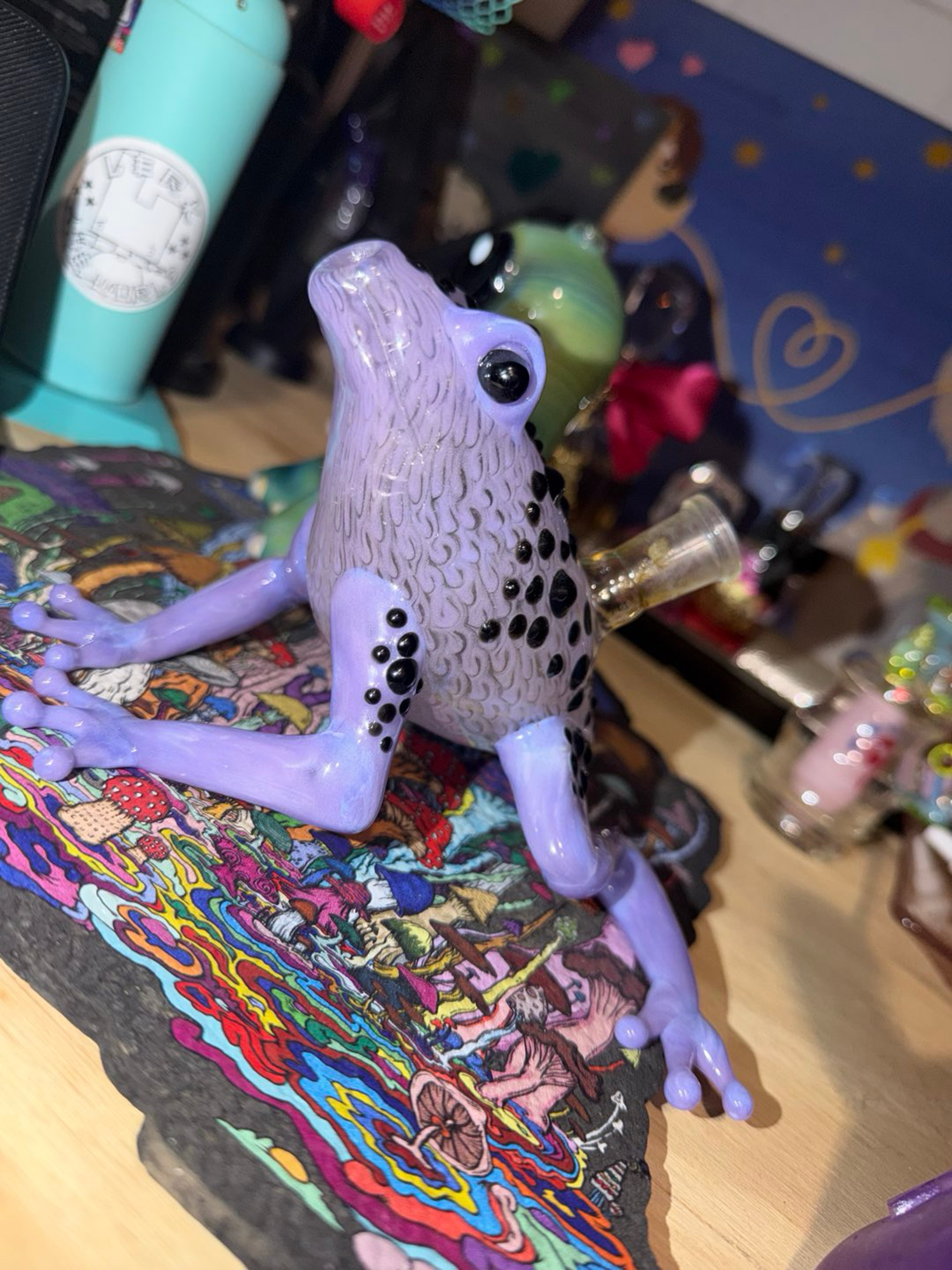 Preview pic of Kissing frog