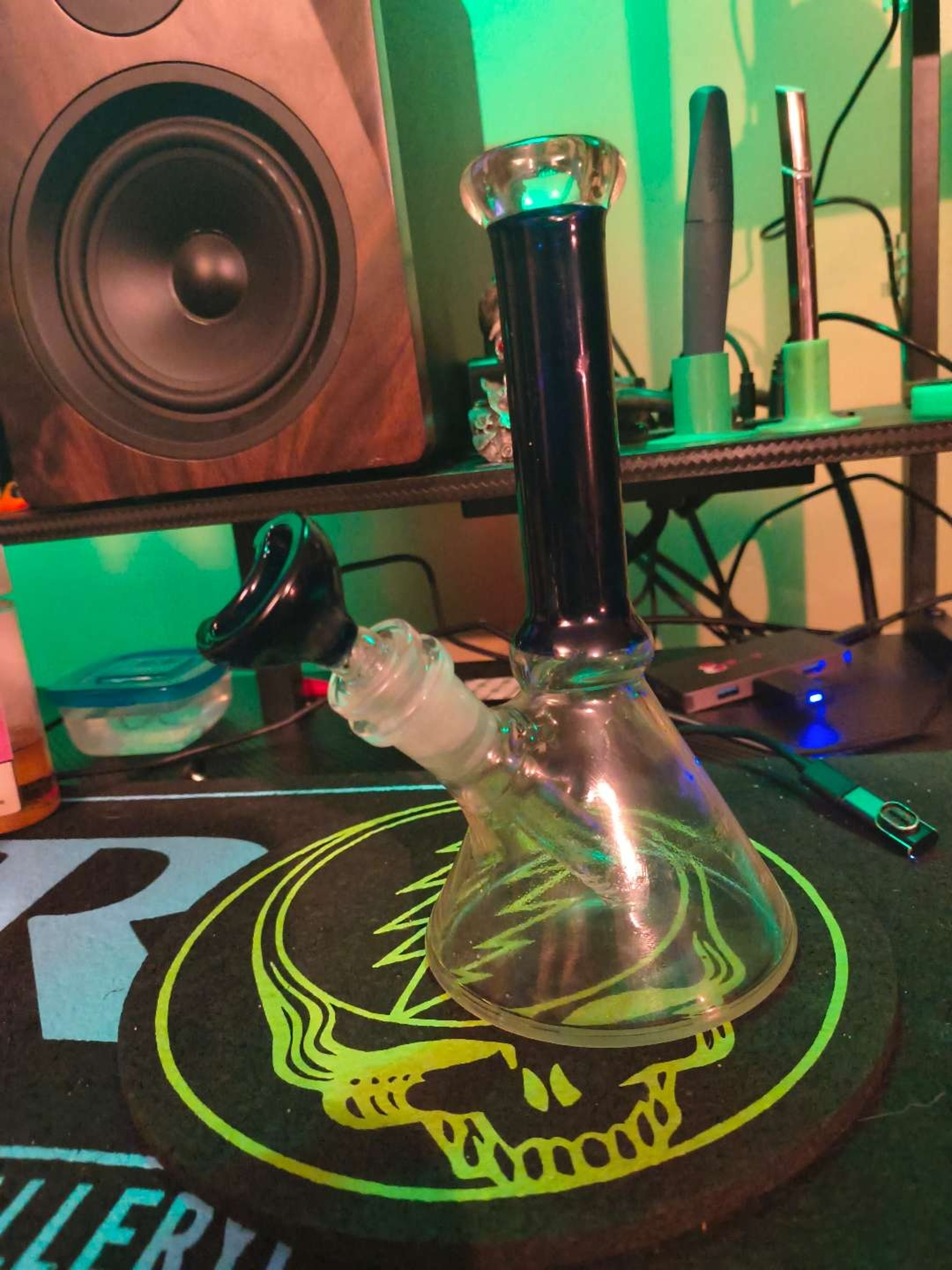 Preview pic of Bong