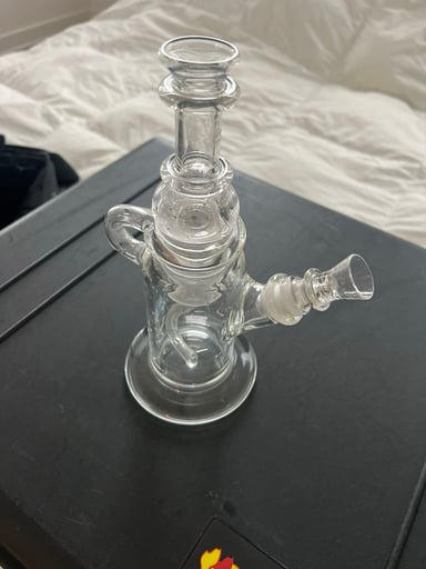 Preview pic of Mobius bong never used!