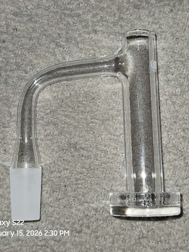 Preview pic of Crooks tower quartz banger