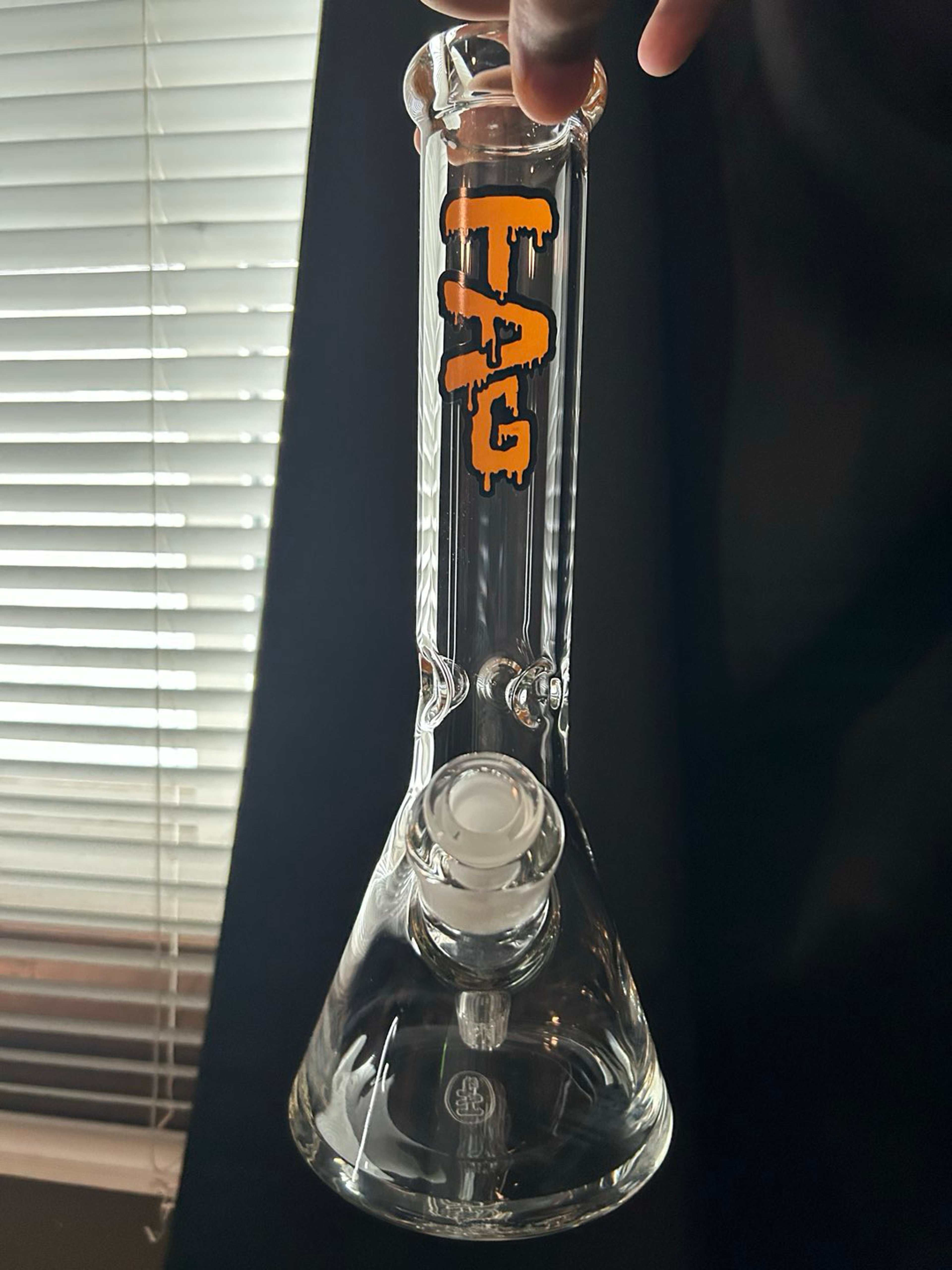 Preview pic of 12” Beaker Bong TAG