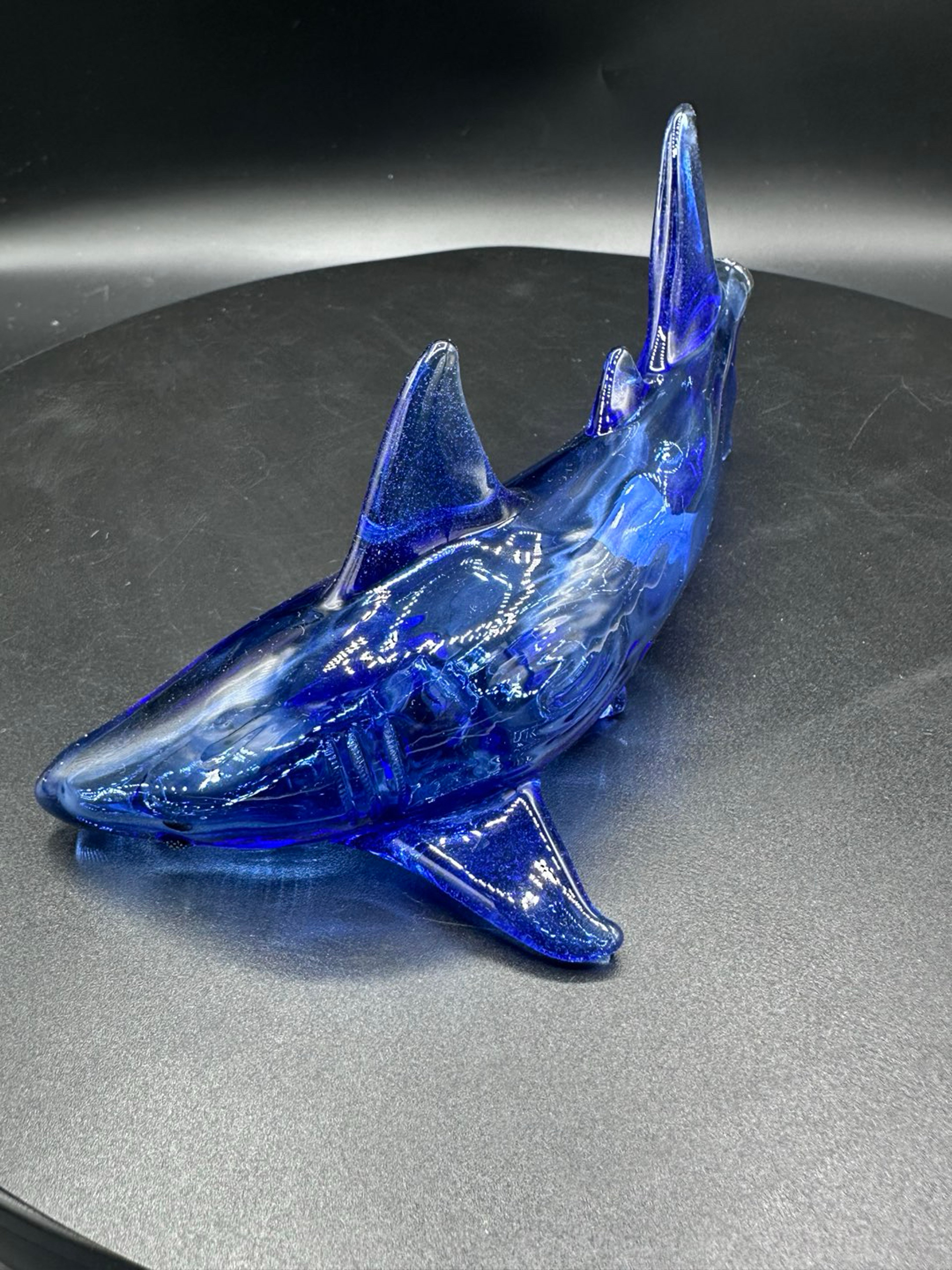 VIP Glass Shark Pipe image 0