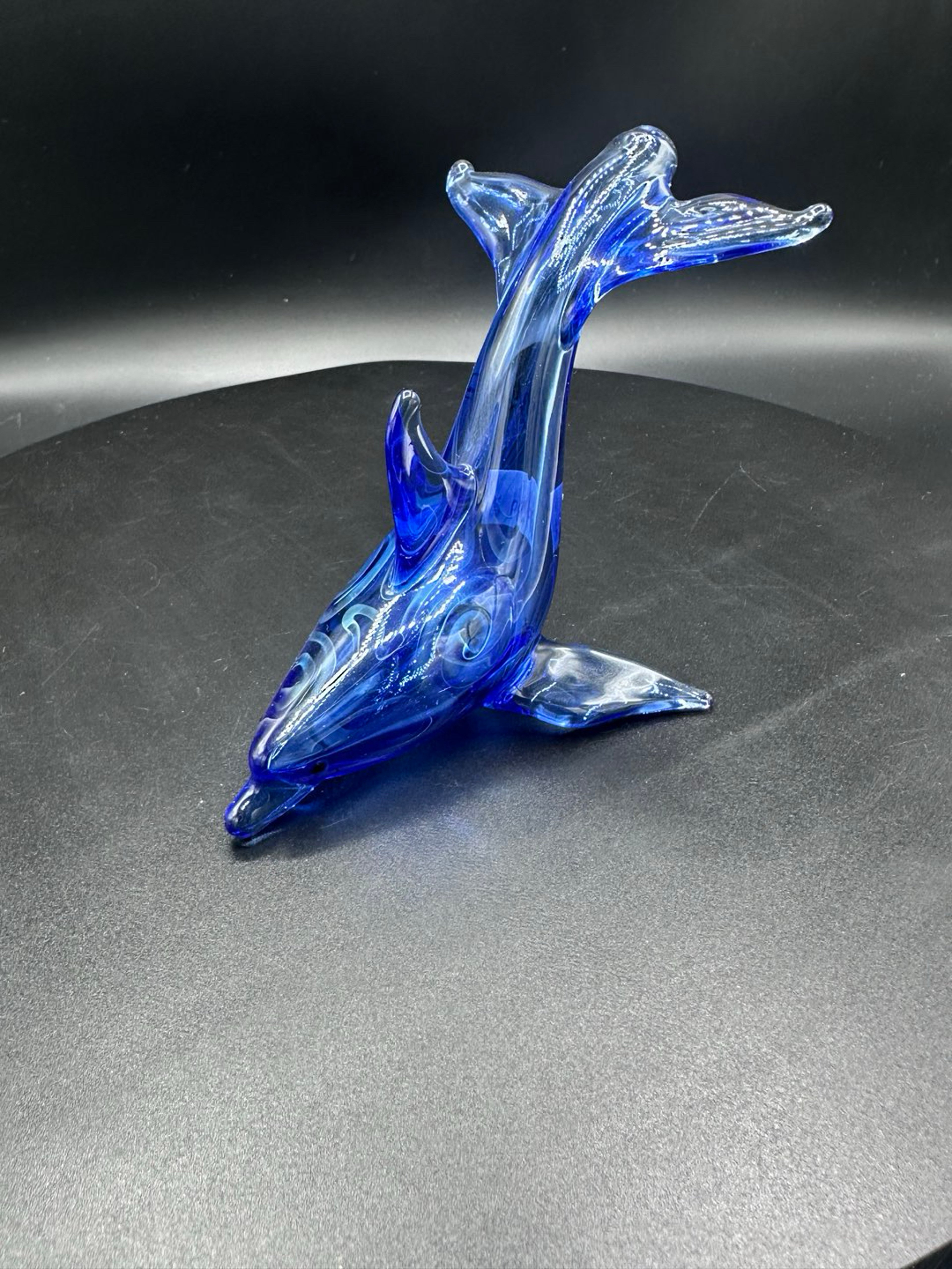 VIP Glass Dolphin Pipe image 0