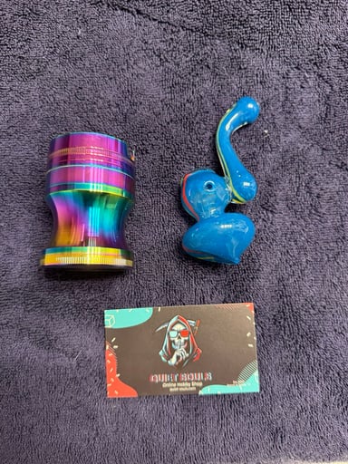 Preview pic of Mini Bubbler x Grinder Combo