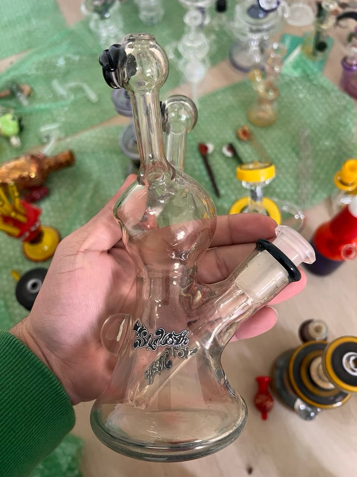 Slugworth snail | Shop Slugworth Glass on GlassPass