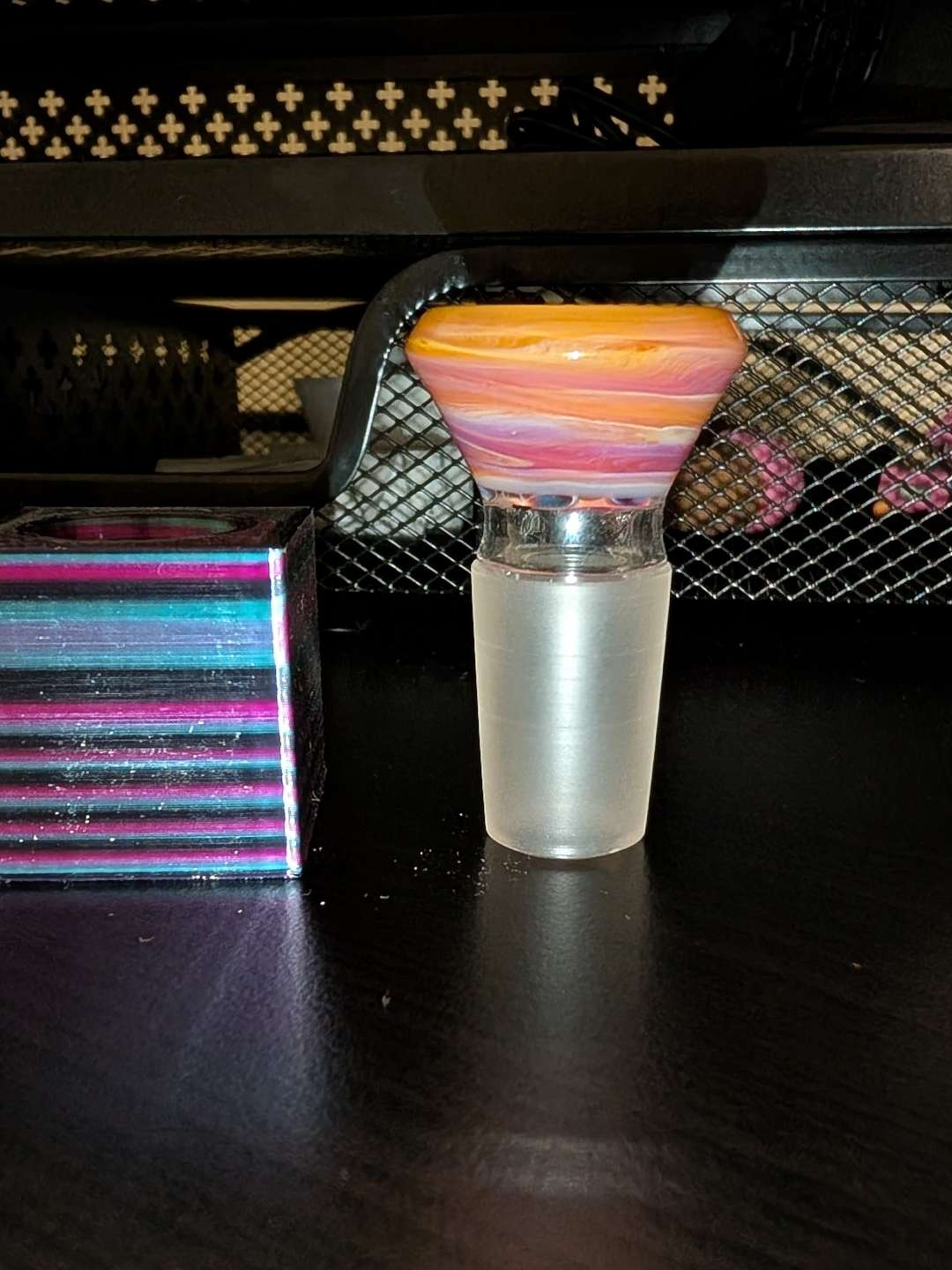 18mm Serendipity Slide & Stand image 0