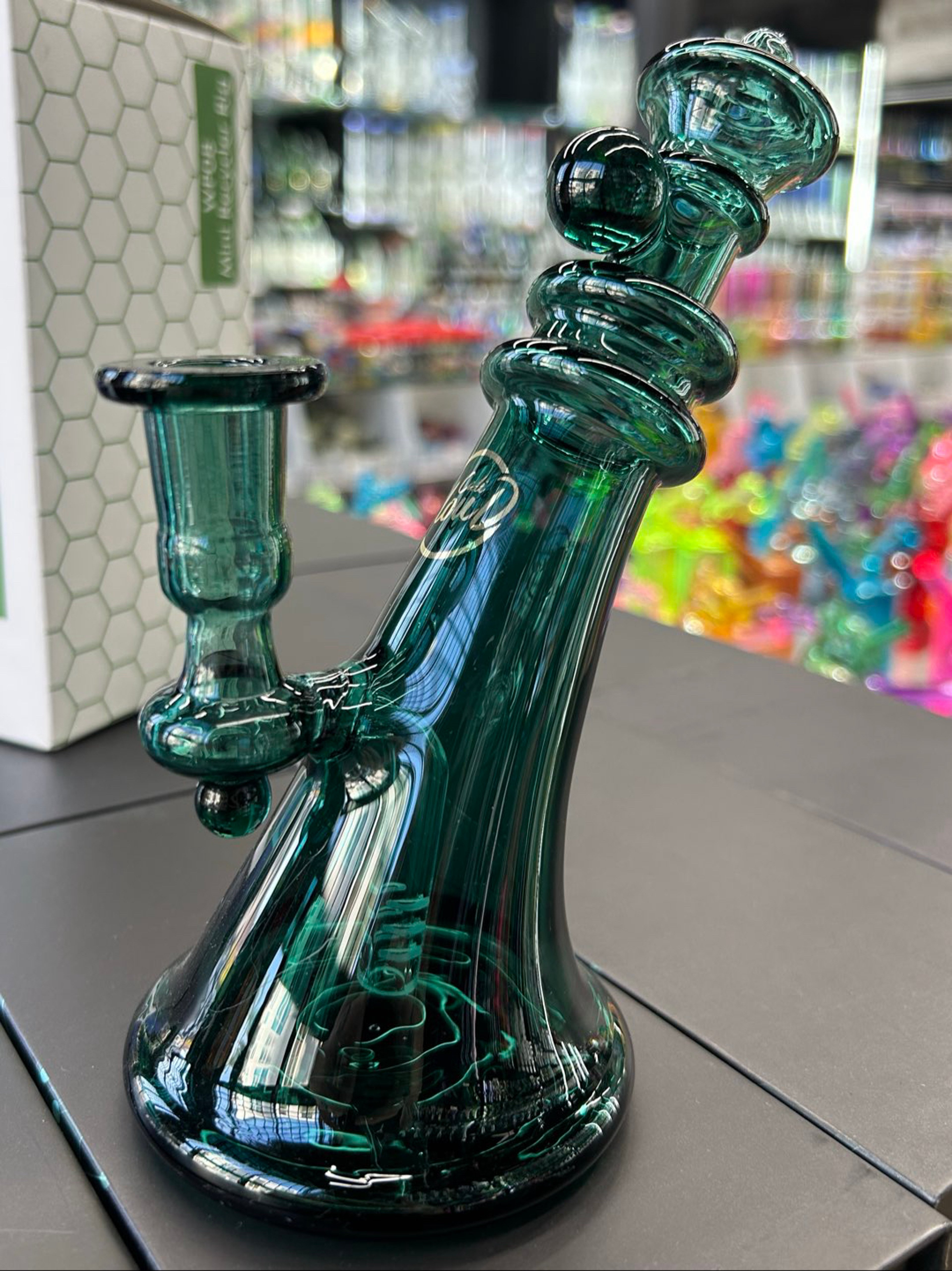 Preview pic of Cali CloudX 8” Art Deco Sloped Bong in Emerald Green 🌲